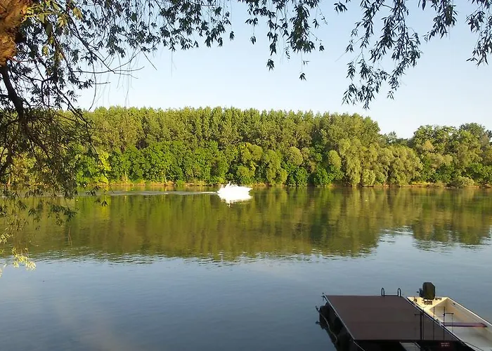 Dom wakacyjny Tiszavirag Vendeghaz *