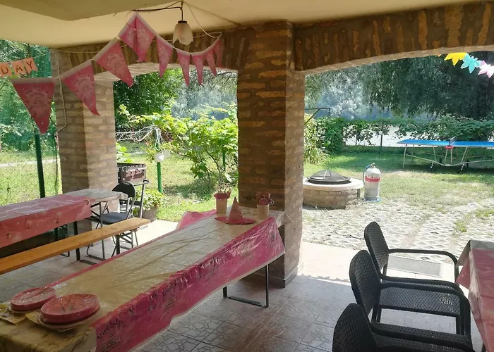 Tiszavirag Vendeghaz * Segedyn